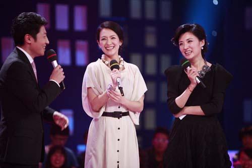 撒贝宁校花女友，撒贝宁老婆多大年龄（四个前女友全是女神级别）