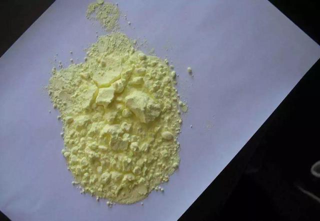 硫磺粉的功效与作用及使用方法，中药硫磺粉的功效与作用（这种药片磨成粉）
