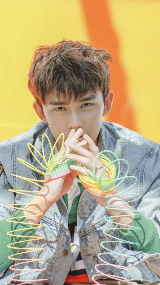 吴磊高清图片~超帅~,吴磊帅气照片 高清(男神吴磊高清帅气壁纸#不看