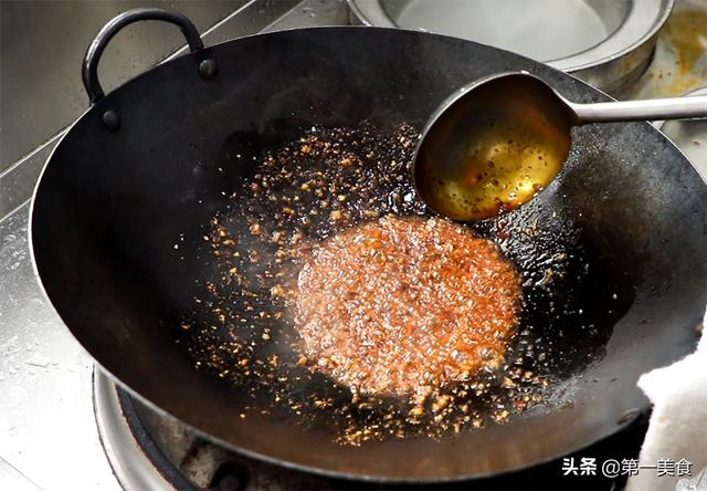 正宗红油小面的做法，家常小面怎样做才麻辣又好吃