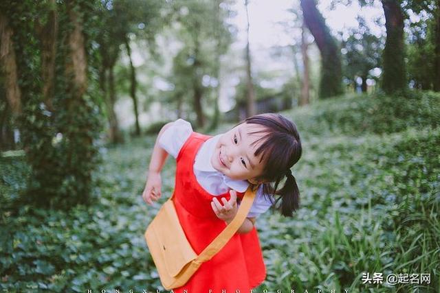 LUNA?STAR✨网名，LUNA?STAR✨微信昵称（如奶糖般甜美可爱的女孩名）