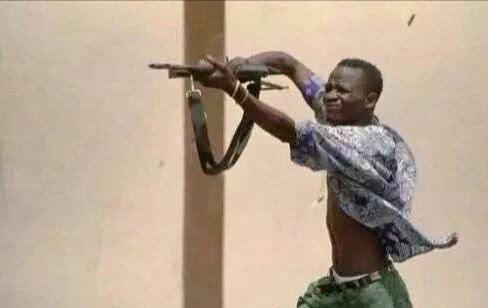 笑到窒息的沙雕情侣头像，搞笑，沙雕情侣头像微信（沙雕情侣们最爱的情侣头像）