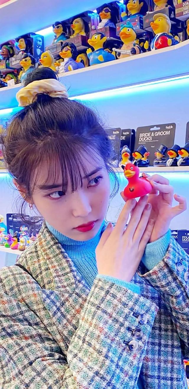 iu李知恩头像咯 愿喜?微信，iu李知恩头像咯 愿喜（壁纸、头像 ， 李知恩IU）