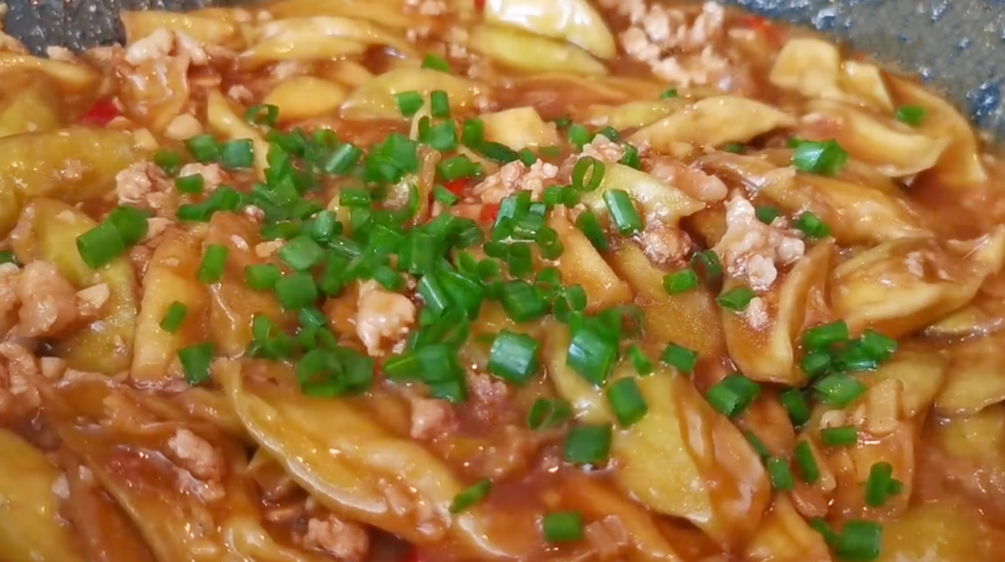 图片[9]-【肉末烧茄子】做法步骤图 比做红烧的香 好吃不油腻-起舞食谱网