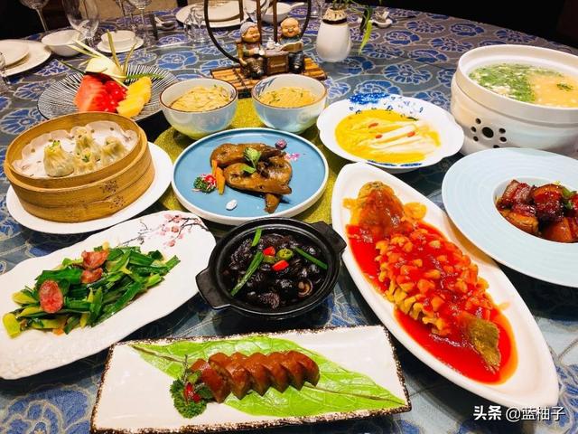 书香世家酒店是几星级酒店，书香世家酒店怎么样（全家春节南京聚餐~精致美味大餐）