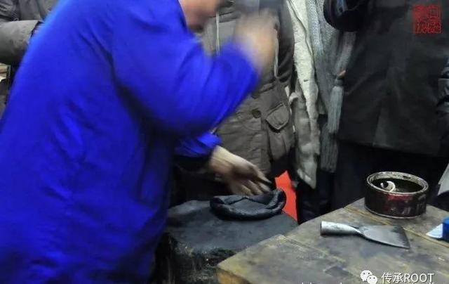 怎样用墨块调制成墨汁，墨汁如何调制而成（墨——书法和国画的亲娘）