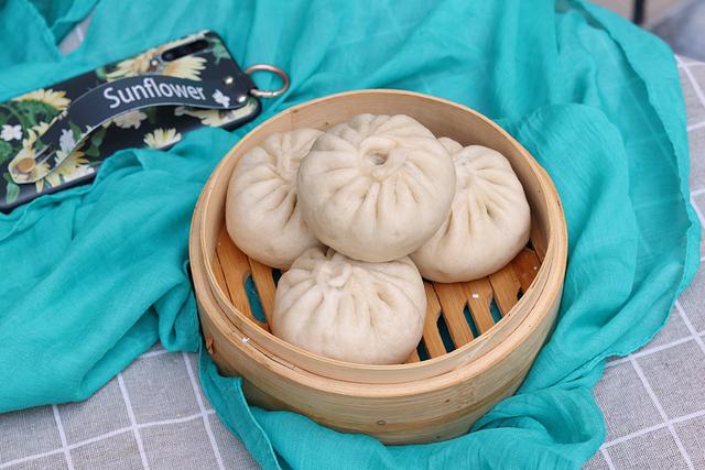 芸豆包子的做法，芸豆香菇馅包子的家常做法（教你东北芸豆包子的做法）