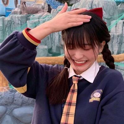 吃鸡里面用什么名字比较好女生，吃鸡里面用什么名字比较好女生玩（可爱又卖萌的吃鸡名字女生求保护-可爱点）