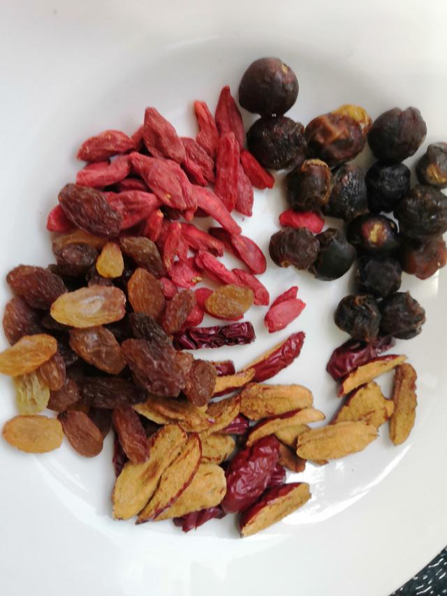 生炒糯米饭怎么做，生炒糯米饭怎么做最好吃（做糯米饭别再蒸了）