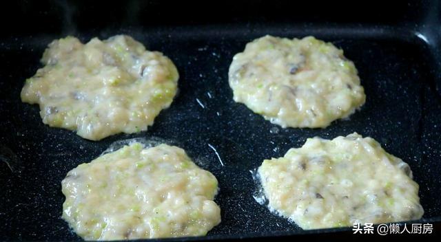 鱼饼的吃法有哪些，鱼饼怎么做好吃（家常菜豆腐鱼的做法）