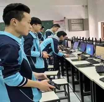 长沙民政职业技术学院学费，长沙民政职业技术学院最好的专业是哪些（职校宿舍空调、游泳馆一应俱全）