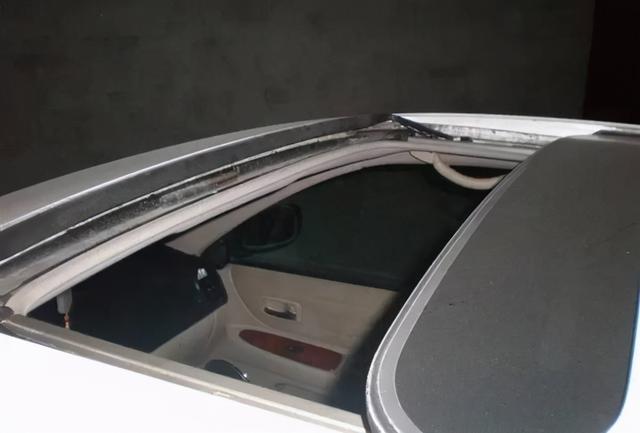 全景天窗需要怎样保养，汽车全景天窗多久保养一次（五分钟了解天窗保养）