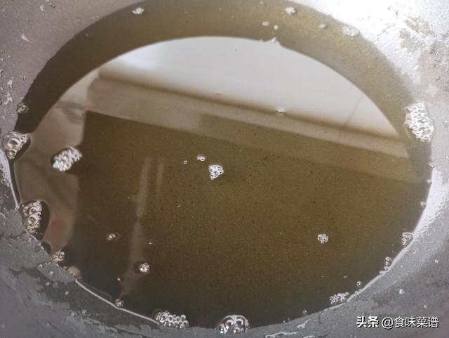 葱油的做法与配方，正宗猪油葱油面的做法和配方（厨师长做菜常用的“葱油、明油”是什么）