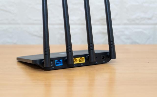 中国移动流量转赠方法，中国移动流量流量如何转赠给别人（用不完的流量转给家人当成宽带用）