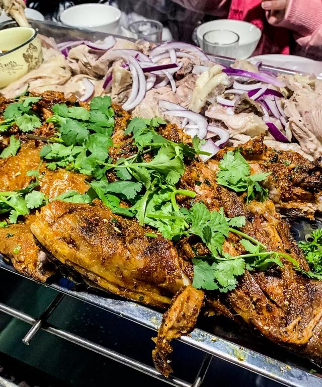 葱烧海参三种家常做法分享，葱烧海参的做法最正宗的做法（国家葱油地理：葱油）