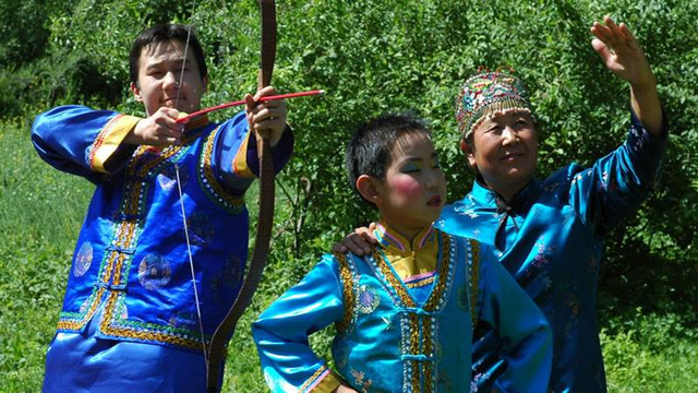 锡伯族的风俗习惯你了解多少，锡伯族民风民俗（佟丽娅所属的锡伯族）