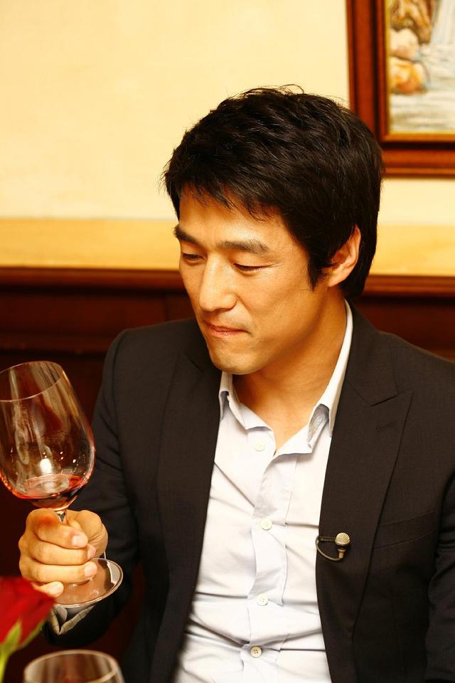 第100个新娘插曲，死了都要爱原唱是谁（韩国一代“师奶杀手”池珍熙）