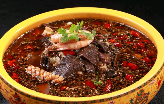 家常毛血旺简单做法，家常毛血旺的简单做法（来看一下正宗的毛血旺是怎么做的）