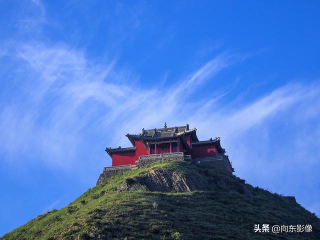 牛心山在哪，牛心山景区电话（牛心山，一座让我拍不够的山）