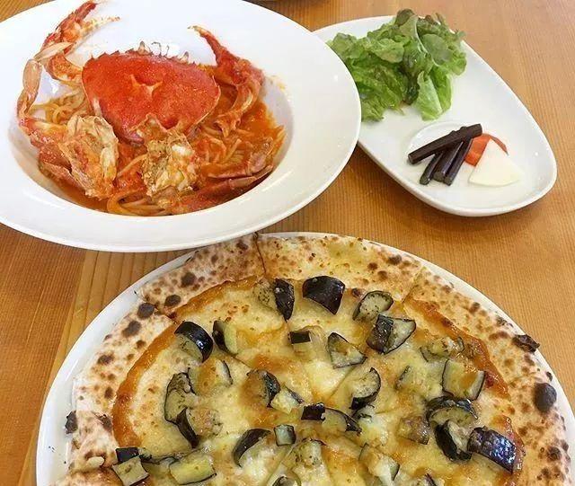 两人相爱到老的网名，相约到老的超霸气情侣网名：冇沵巳足够╭ | 莫名的想念╭微信昵称（牵手看展览吃大餐）