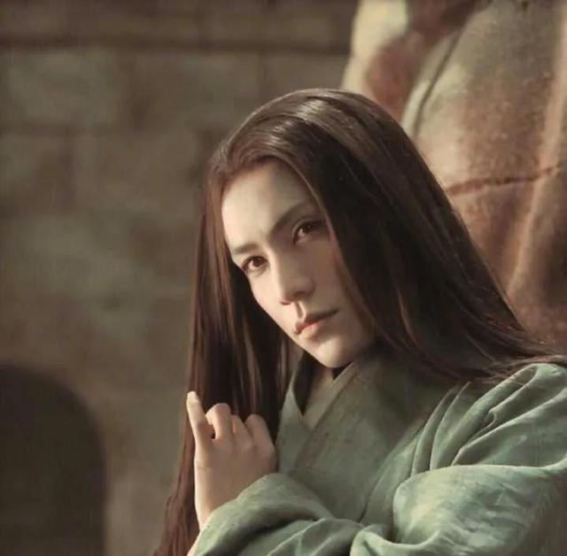 姓陈的名人有哪些，姓陈的名人（这三位陈姓男明星告诉你）