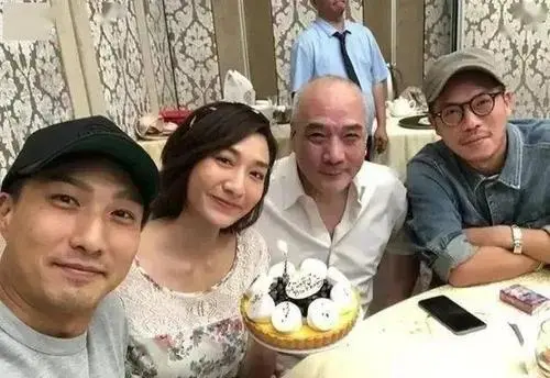 李莫愁有什么绯闻，“李莫愁”雪梨的火辣情史