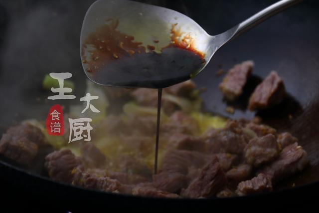 牛肉炖什么好吃，牛肉跟什么煮好吃（牛肉炖萝卜的家常做法）