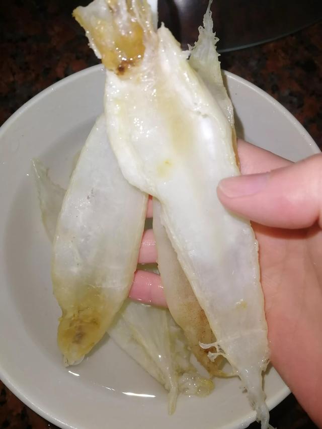 干羊肚菌如何做汤，干羊肚菌做汤怎么做（这道花胶羊肚菌汤）