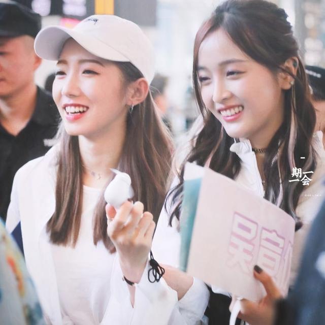 火箭少女101吴宣仪图片   只为你打call，火箭少女101吴宣仪是什么担当（虞书欣在后台偶遇吴宣仪）