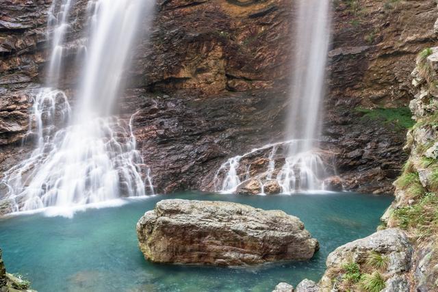 庐山风景区属于九江市还是九江县，庐山是九江的还是庐山的（庐山位于江西省九江市）
