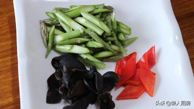 带子是什么海鲜，带子是什么（教你一种高档的做法）