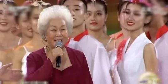 50年代歌唱家名单，中国五十年代男高音歌唱家有哪些（为央视中秋晚会献唱的10位老艺术家）