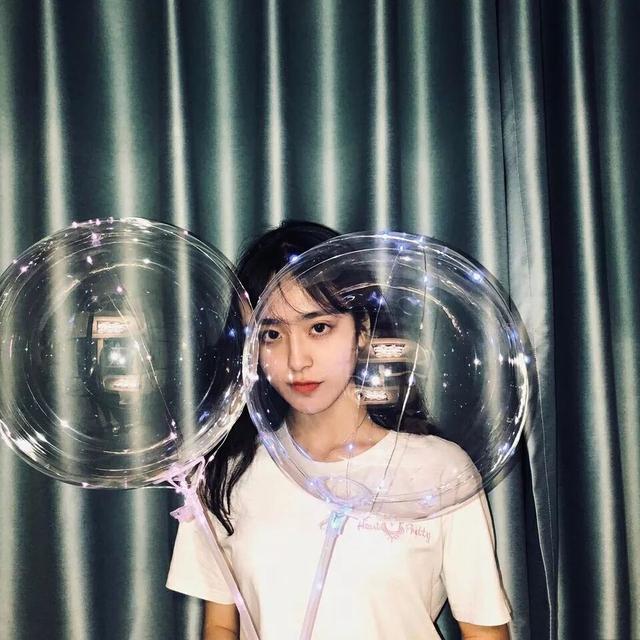 闺蜜动漫可爱风格系《天真与闪电》/反正你早晚都要谈恋爱 和我谈怎么了，微信头像，闺蜜动漫可爱风格系《天真与闪电》/反正你早晚都要谈恋爱 和我谈怎么了（，“因为太想你，梦里全是你”）