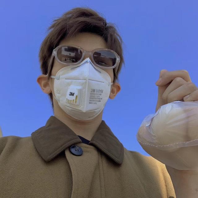 【优质/男】左灯右行，微信头像，【优质/男】左灯右行（我爱你有种左灯右行的冲突）