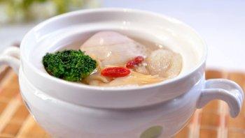 海蚌怎么做好吃，你知道河蚌怎么做才好吃吗（闽菜双绝之鸡汤氽海蚌怎么做才好吃）