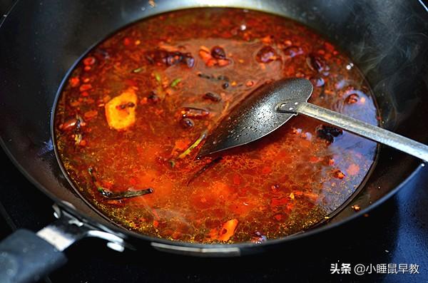 家常水煮鱼的做法，水煮鱼怎么做法才好吃视频（正宗水煮鱼家常做法）