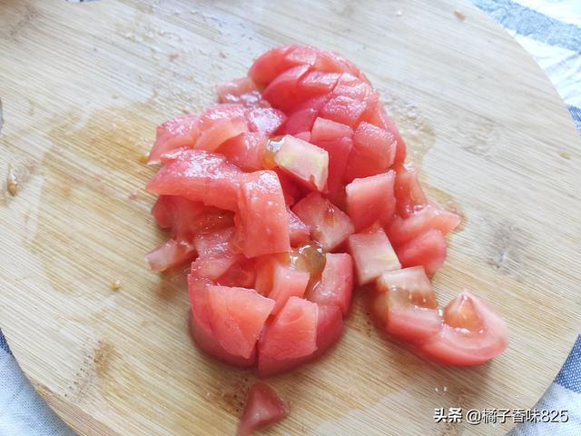 油菜煮多久能熟，油菜用沸水煮几分钟（我家经常这么吃）