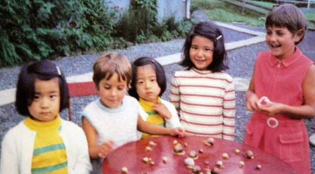 梦见蛇缠腰上是什么意思，梦见蛇缠在腰上（当上皇后也逃脱不了生儿子的压力）