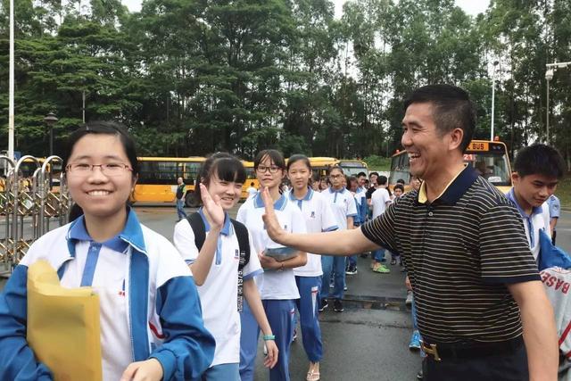 初中怎么才能成为学霸 中学生学习方法及技巧，初中怎么才能成为学霸（若想成为“尖子生”）