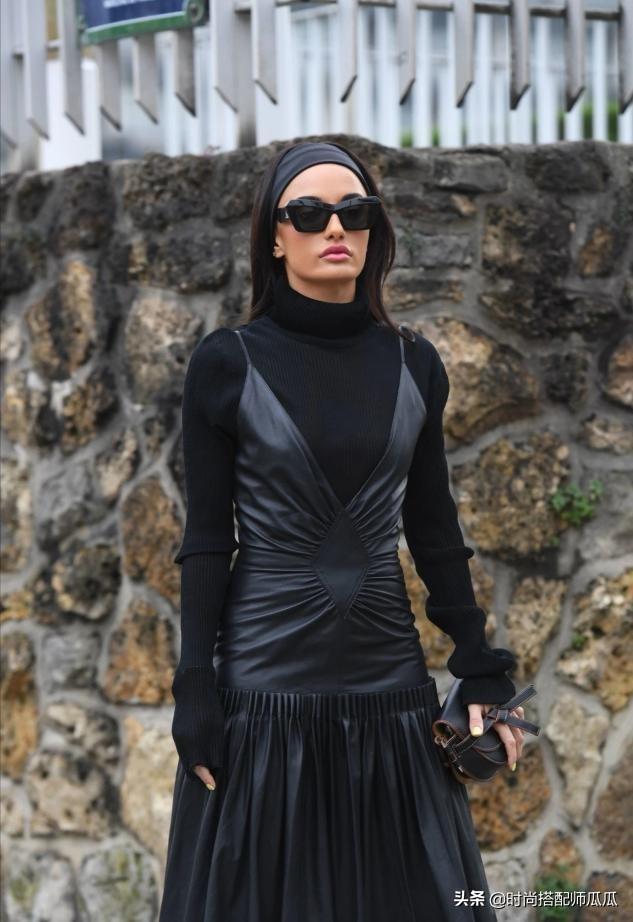 发带怎么带不会掉，发带怎么带才不会掉（这个春天学会用“发带”凹造型）