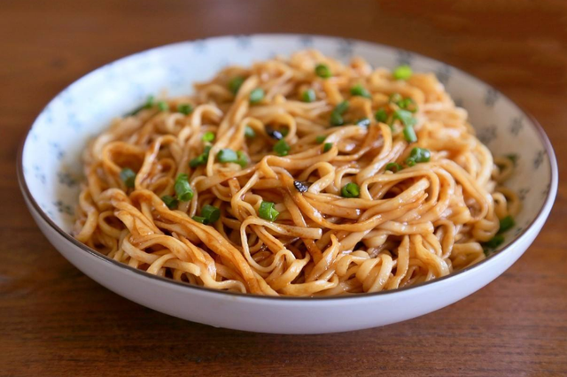 简单的面条做法，面条的做法简单（简单易操作的15种面条做法）