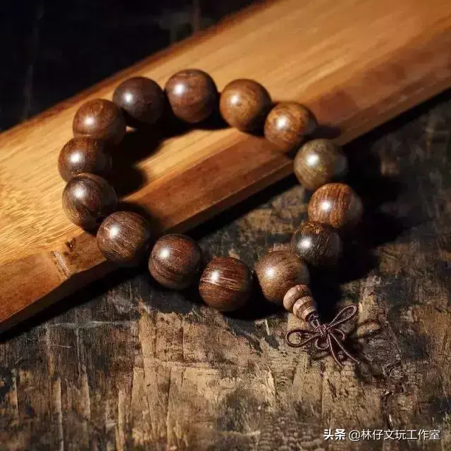 木质手串怎么盘，怎么盘木质手串（各种材质的木质手串盘玩方法大汇总）