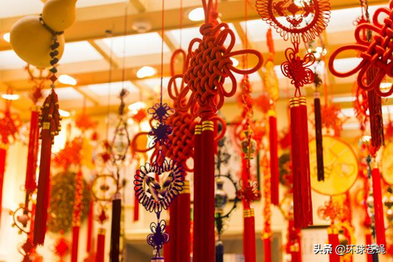 中国结挂在家中哪个位置最好，你家中国结，都挂在什么地方