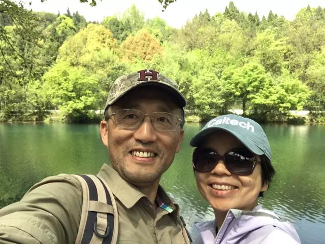 彭心宜个人资料，洪京京主演的电视剧（贵大情侣教授30年相濡以沫的爱情）