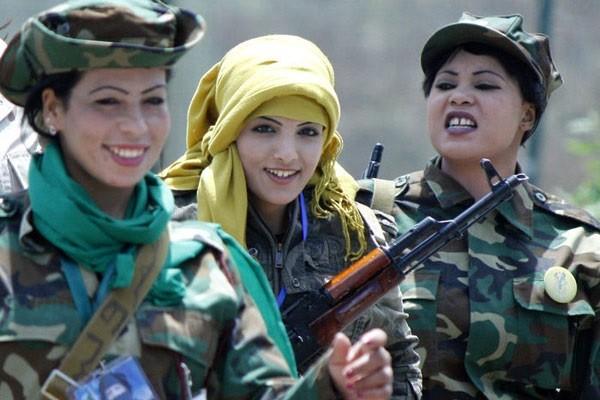 嘉莉娜就是在到了利比亚军队医院里,遇到了卡扎菲.