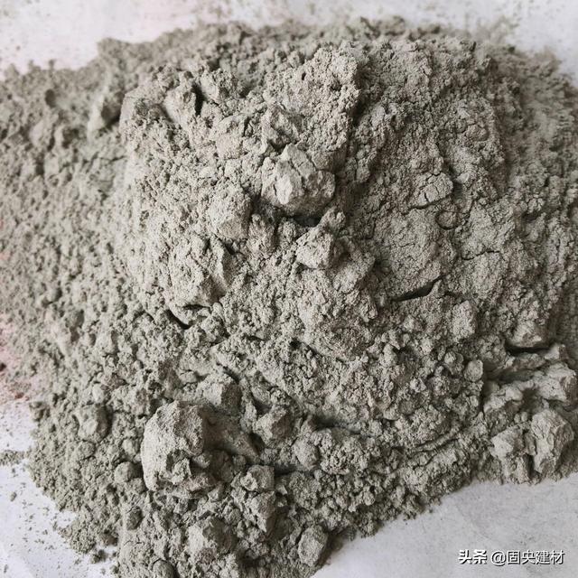 砌墙用粗砂还是细沙，砌筑砂浆中砂还是细沙（砌筑砂浆的主要材料有哪些）