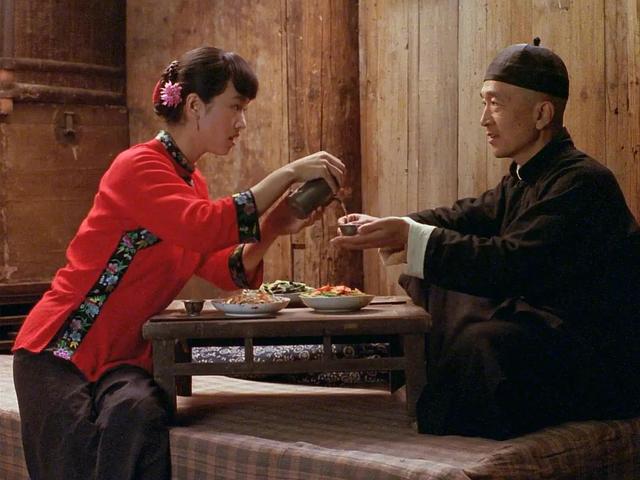 菊豆电影最后结果，竟与侄子相恋还生下一子