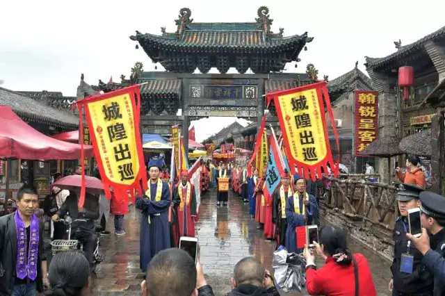 城隍爷是神还是鬼，城隍爷是什么神仙化身（几乎每个城市都有城隍庙）
