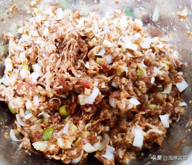 鲜香千层皮怎么做，千层皮的做法及配料（千层肉饼在家做）