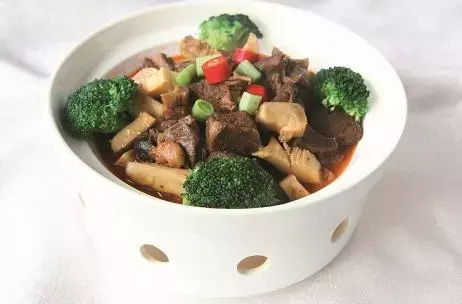 牛霖肉适合怎么做好吃（西北地区的牛肉吃起来就是带劲）